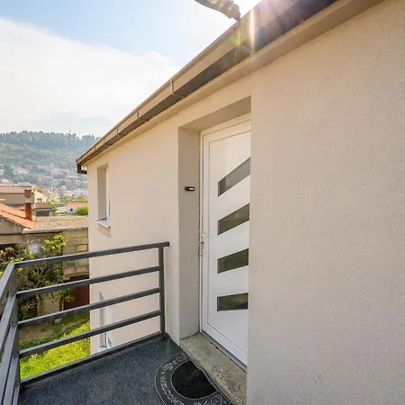 Dora Apartman
